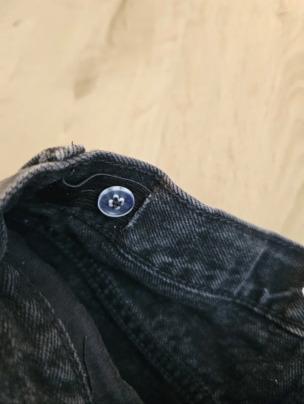 Old Navy Black Distressed High-Rise Jean Shorts Size 10